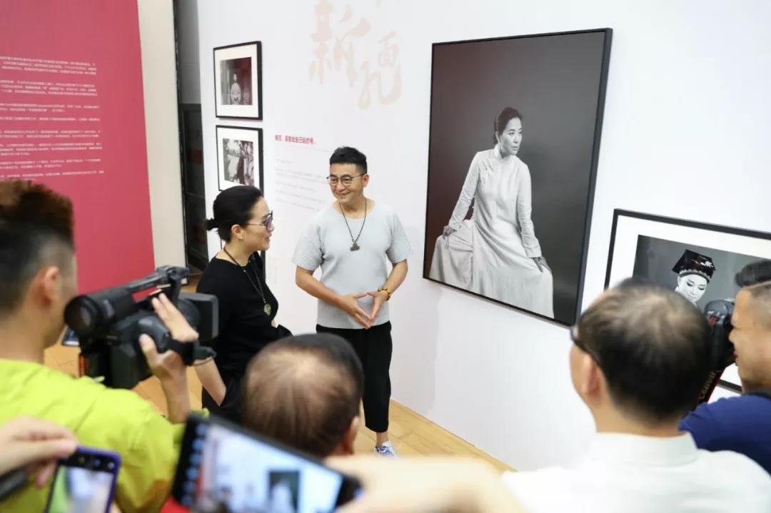 时隔一载，，，，优美再续，，，，德赢地产&amp;amp;amp;肖全杭州新面目摄影展温情启幕